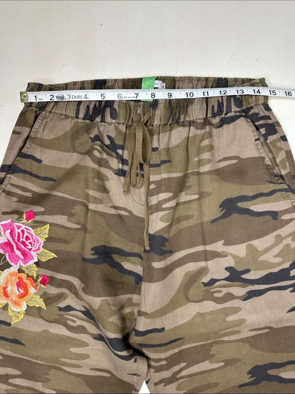 Johnny Was Women's Vella Jogger Pants Camo Print Floral Embroidered Linen Sz M